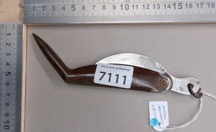 Ancien couteau à poisson manche en corne (pliant) 