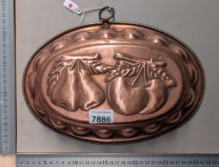 1 moule à gâteau XIXème - Dimensions et état voir 