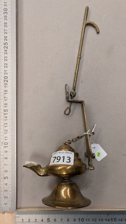 Ancienne petite lampe à huile en bronze - Dimensio
