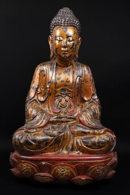 VIETNAM,  XIX - XXème siècle. 
Bouddha assis sur u