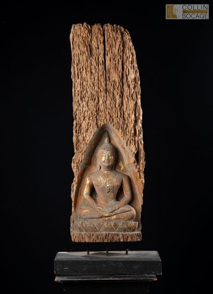 THAÏLANDE moderne.
Bouddha assis en méditation, sc