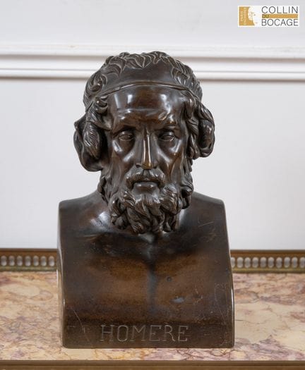 (Große Tour)
 – Homer-Büste. Patinierte Bronze, H:
