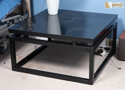 Quadratischer Couchtisch, als Beistelltisch 
aus l