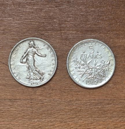 Set mit 1010,8 g 5-Franken-Münzen „Semeuse“ von Ro