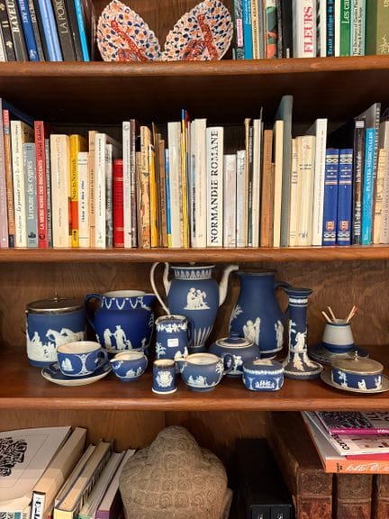 WEDGWOOD Set including an ice bucket, a pitcher, a