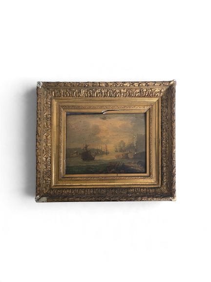 19世纪画派。
海景画
画板泛黄，有少量缺损。画框保持原貌。
23 × 32 厘米。