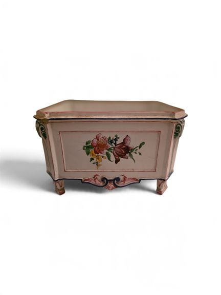 Cassollette-style flower pot. Earthenware decorate