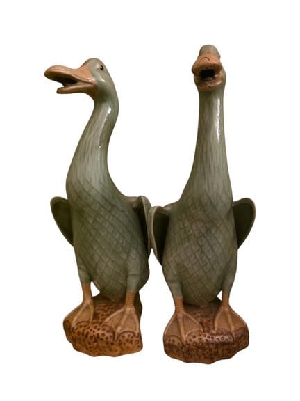 Pair of polychrome porcelain ducks
18th-century Ch