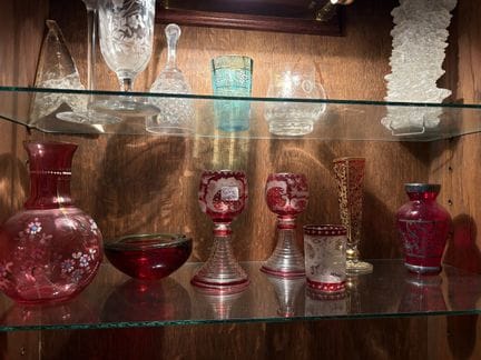 BOHEME: Set of Bohemian glasses, vase, and ashtray