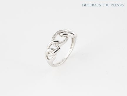 Anello con maglie a catena in oro bianco 750°/°° c