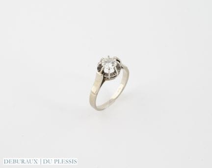 Anello solitario in oro bianco 750°/°° e platino c
