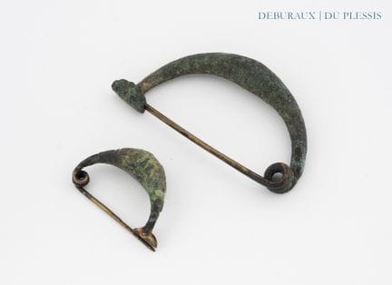 Lot de deux fibules en bronze.
Travail probablemen