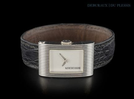 BOUCHERON
Reflet系列腕表，矩形浮雕表壳，漆皮表带，表壳处配有滑动式表扣。
石英机芯。