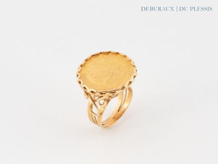 Anello in oro 750°/°° con un Napoleone incastonato
