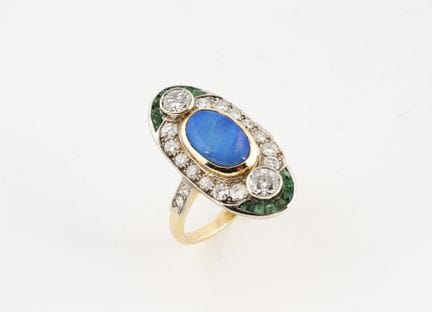 Anello a forma di navetta in due leghe d'oro 750°/