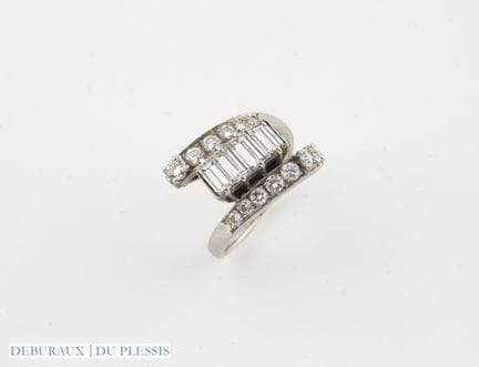 Anello incrociato in oro bianco 750°/°° con diaman