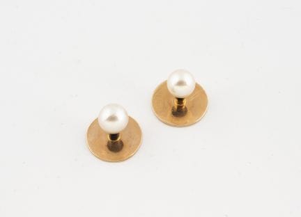 Charles Fontana
Paire de boutons de plastron ornés