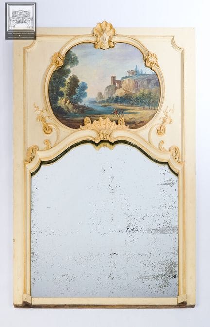 Trumeau in stile Luigi XV 
Legno dipinto con decor