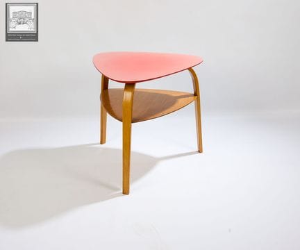 Hugues STEINER (1926-1991)
Table basse triangulair