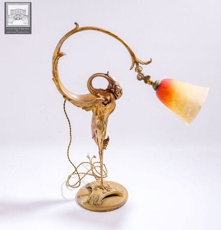 Lampe de table 
De style Art Nouveau 
Bronze argen