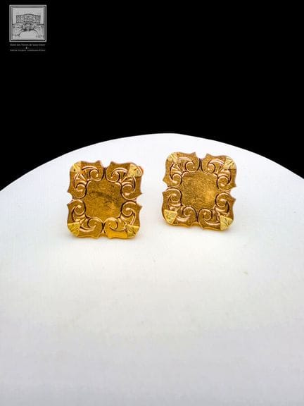 Ein Paar Manschettenknöpfe aus 18 Karat Gelbgold 7