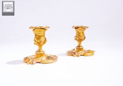 Paire de flambeau 
De style Louis XV
Bronze doré 
