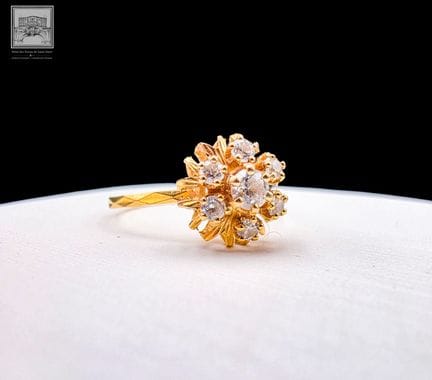 Ring aus 18 Karat Gelbgold 750°°°
Adlerkopf-Prüfze