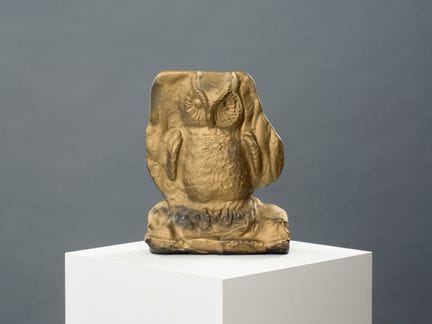 让-克劳德·诺瓦罗（1943-2014）
猫头鹰
彩绘玻璃作品
署名并标注2001年
25x20 厘