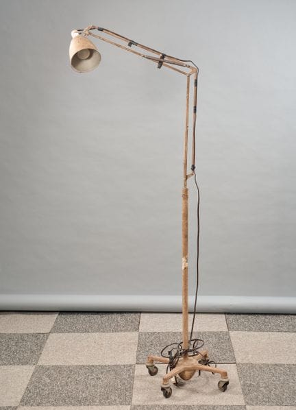 Travail de la première moitié du Xxe siècle
Lampad