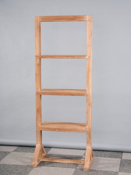 20 世纪下半叶的作品
天然木质几何架，带三个托盘。
181.5x69.5x50 厘米