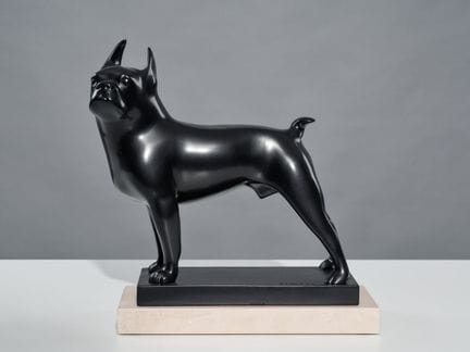 取材于弗朗索瓦-庞蓬（1855-1933 年）
"玩具波士顿梗
黑色铜锈失蜡青铜打样，已签名并编号 