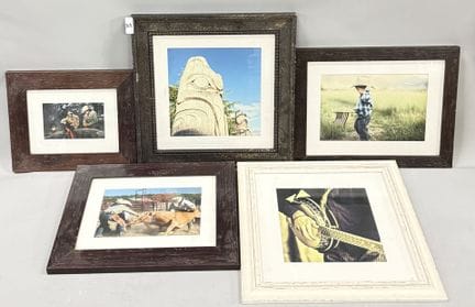摄影作品
一套五张西部题材的照片，其中包括图腾柱、牛仔和牲畜……
背面标有编号“TYPE 2/2 C
