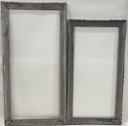 Two carved and ceruse wood frames. 
H 106 x W 57 c