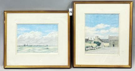 JLS 77
一套两幅彩色铅笔画，分别描绘了港口和农场院落的景象。
右下角有签名。
高 16 × 宽