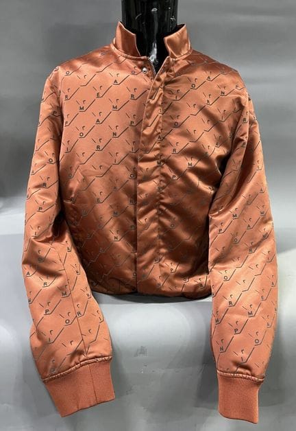EMPORIO ARMANI. 
Blouson bomber en satin et polyes