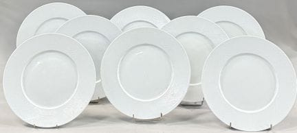 DEGRENNE GRAPHIQUE 
一套八只利摩日（LIMOGES）瓷质装饰盘，款式为GRAPH