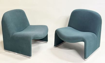 ALNY GIANCARLO PIRETTI
Pair of armchairs 
H 71.5 x