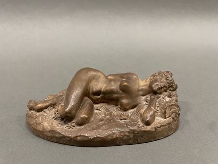 Joe DESCOMPS (1869-1950)
Faune endormi
Terre cuite