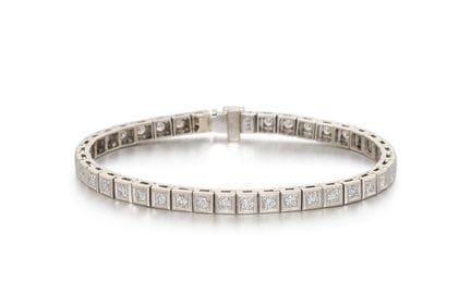 BRACCIALE CLASSICO DA TENNIS

Provenienza: Germani