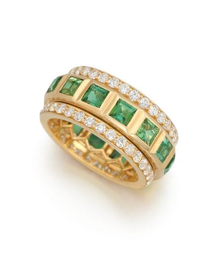 ANELLO CON FASCIA IN TURNMALINA E DIAMANTI

Proven