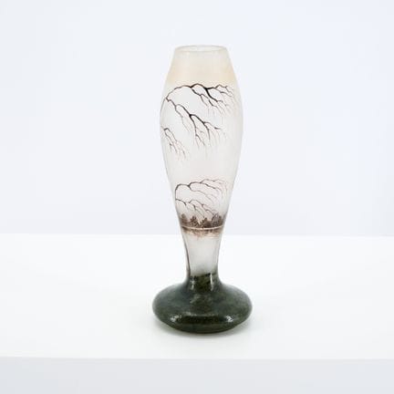 MULLER FRÈRES
Lunéville

Titre : Vase en verre « P