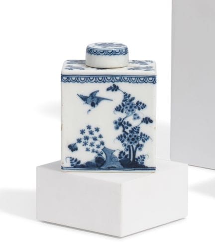 MEISSEN

Titre : Boîte à thé en porcelaine avec dé