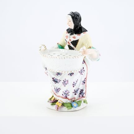 MEISSEN

Titre : Jardinière en porcelaine avec un 