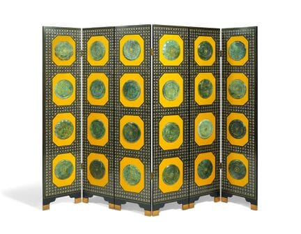 CHINE

Titre : Paravent en bois avec incrustations