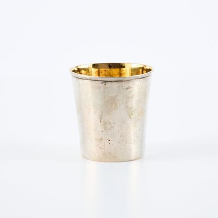 ULKE
Gdansk

Titre : Petite coupe en argent.
Date 
