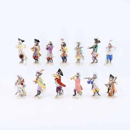 MEISSEN

Titre : Série de 13 figurines en porcelai