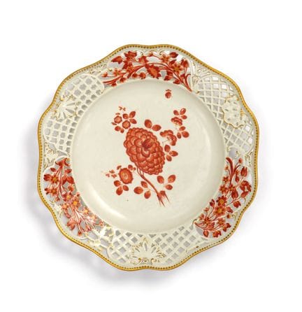MEISSEN

Titre : Assiette à dessert en porcelaine 