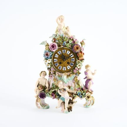 MEISSEN

Titre : Magnifique horloge à pendule en p