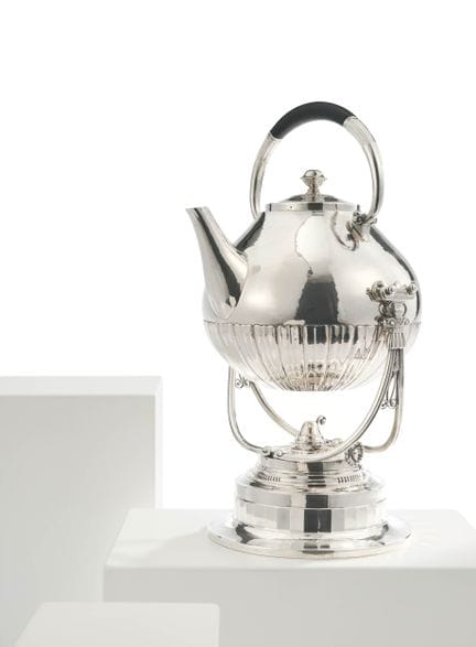 JENSEN, GEORG
Copenhague

Intitulé : Bouilloire en