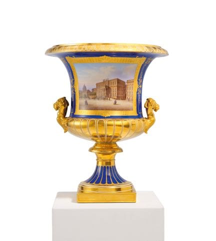 KPM
Berlin

Titre : Grand vase en porcelaine de ty